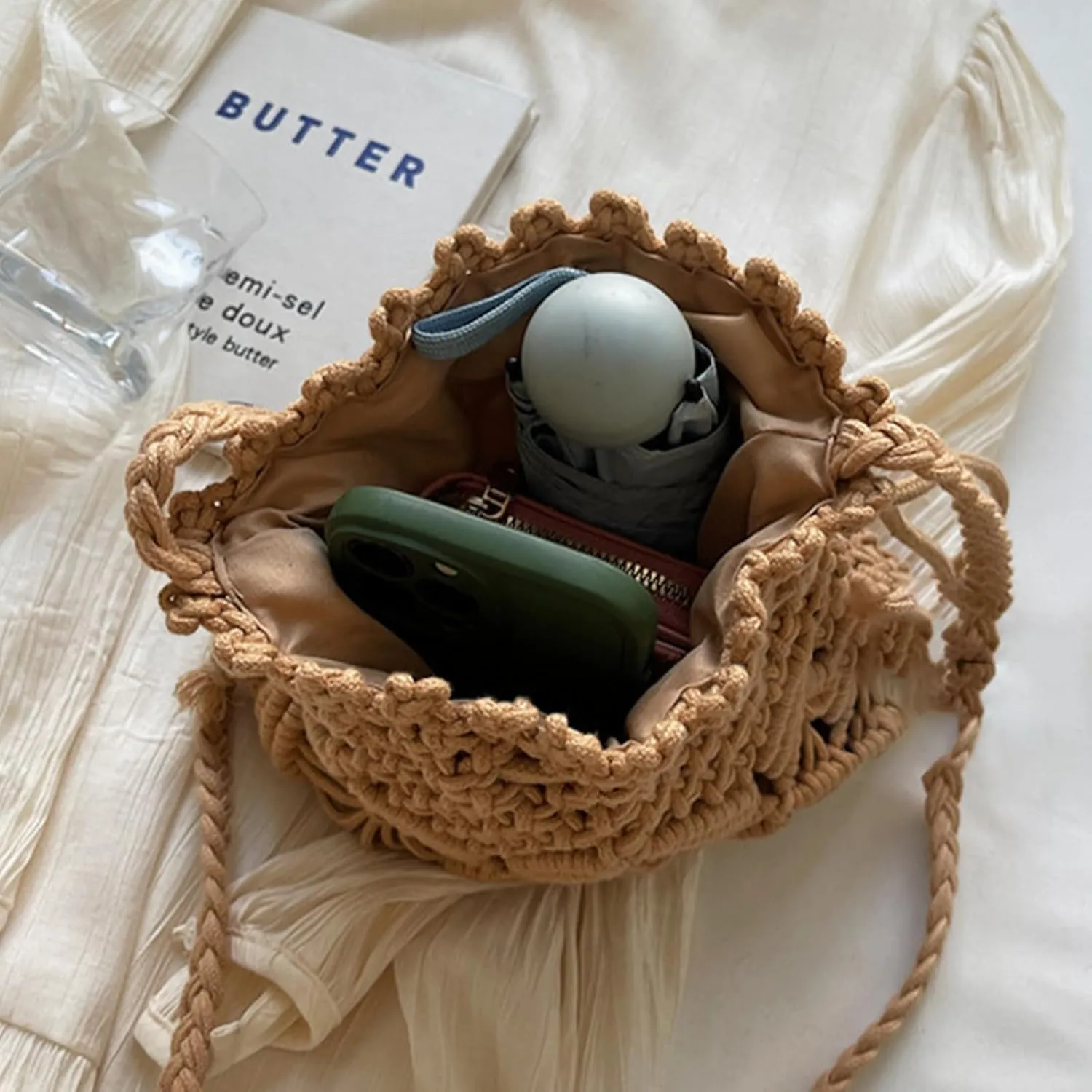 Beach Purse for Women Small Straw Crossbody Bags Trendy Summer Travel Purse Bucket Bags Woven Bag for Vacation