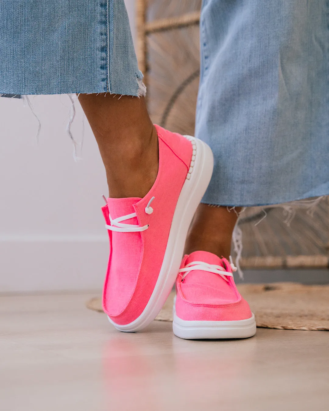 Corkys Kayak 2 Slip On - Neon Pink FINAL SALE