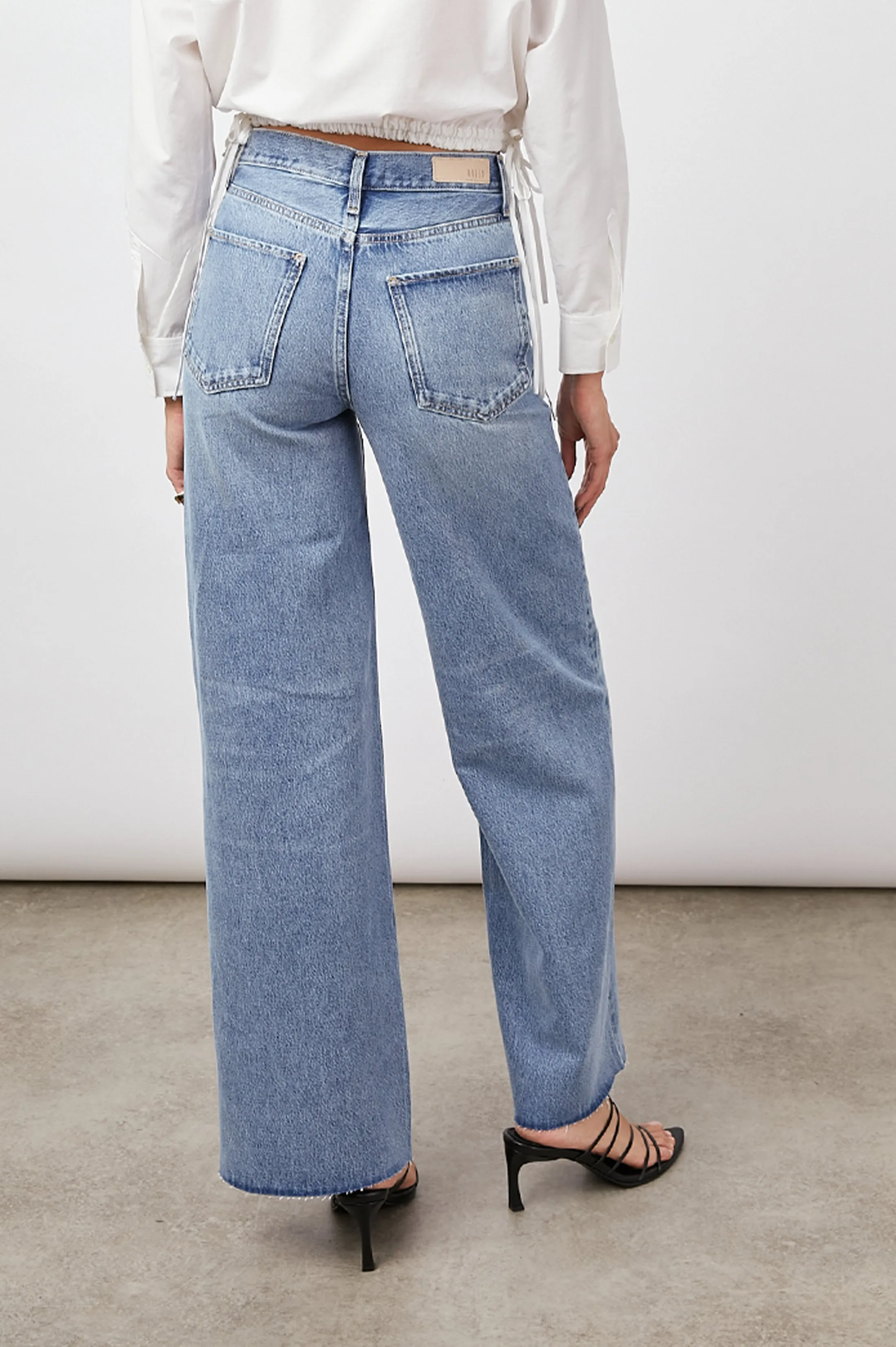GETTY WIDE LEG - BREEZY BLUE DISTRESS
