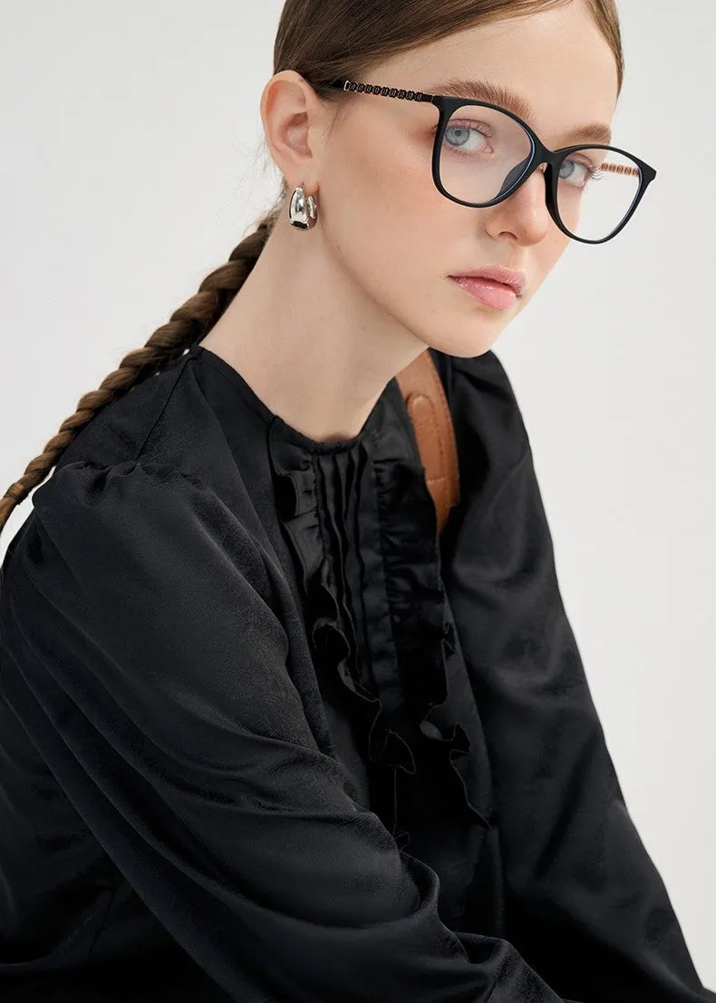 RUFFLED TOPS AND PLEATED SKIRTS