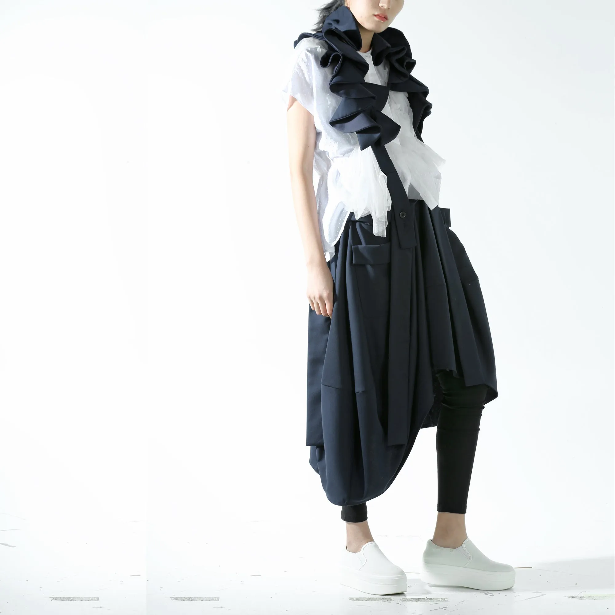 Skirts - Drop Cocoon with circular Ruffle Suspender