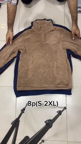 Un branded Snap Fleece